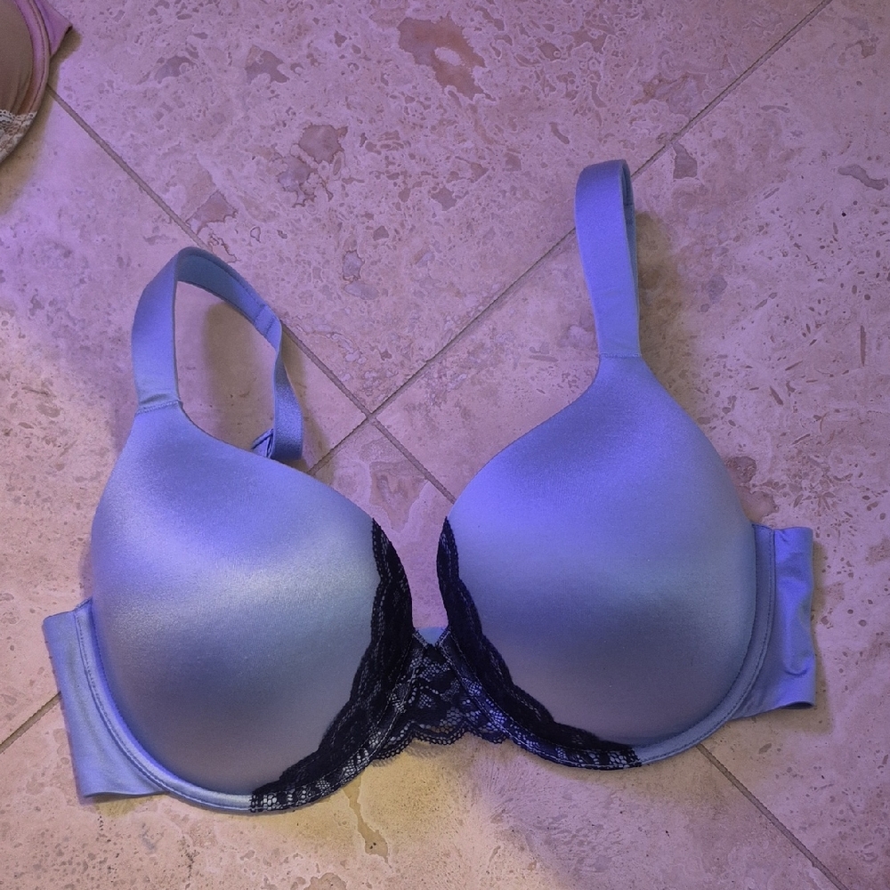 Soma Blue and Navy Lace Bra
